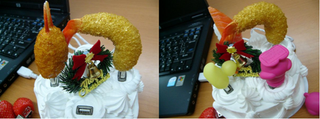 Illustration for article titled Christmas Cake USB Hub from Solid Alliance Heralds the Arrival of Festive Tat